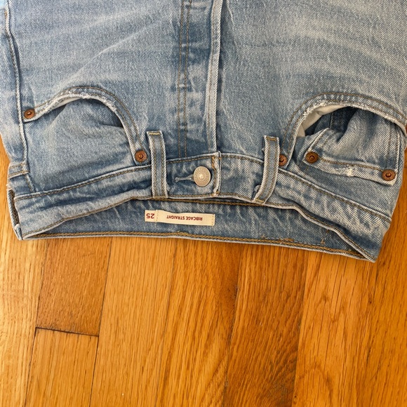 Levi’s Ribcage Straight - Picture 4 of 5